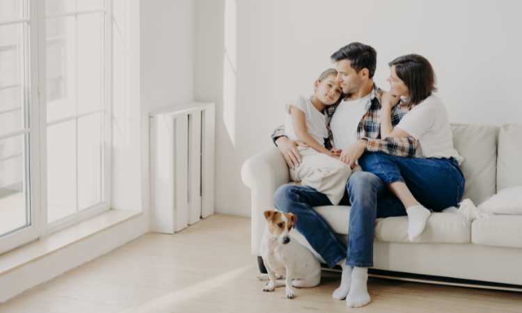 Familia con perro
